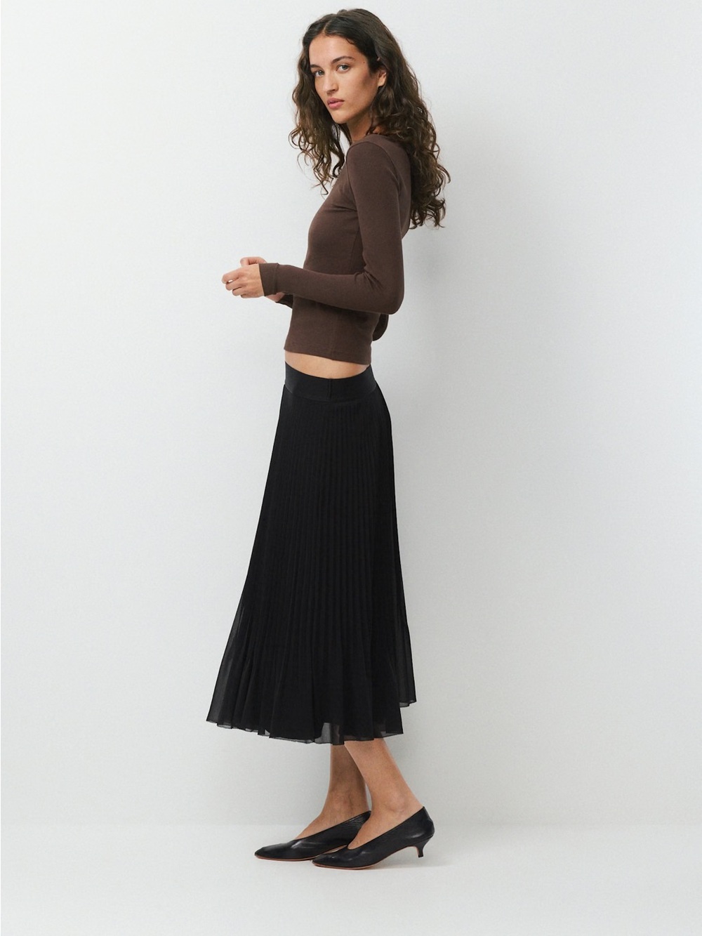 Atitzia Wilfred Twirl Skirt In Black Size XXS Elastic Waist Pleated lightweight - Picture 11 of 12